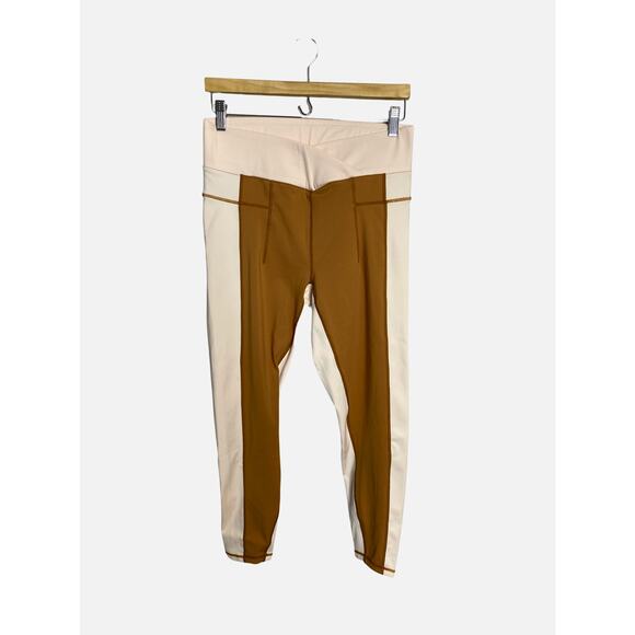 Free People Rebel Legging in Burnt Topaz & Mother Of Pearl - Picture 3 of 11